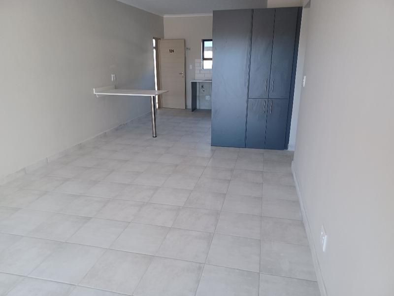 To Let 3 Bedroom Property for Rent in Burgundy Estate Western Cape
